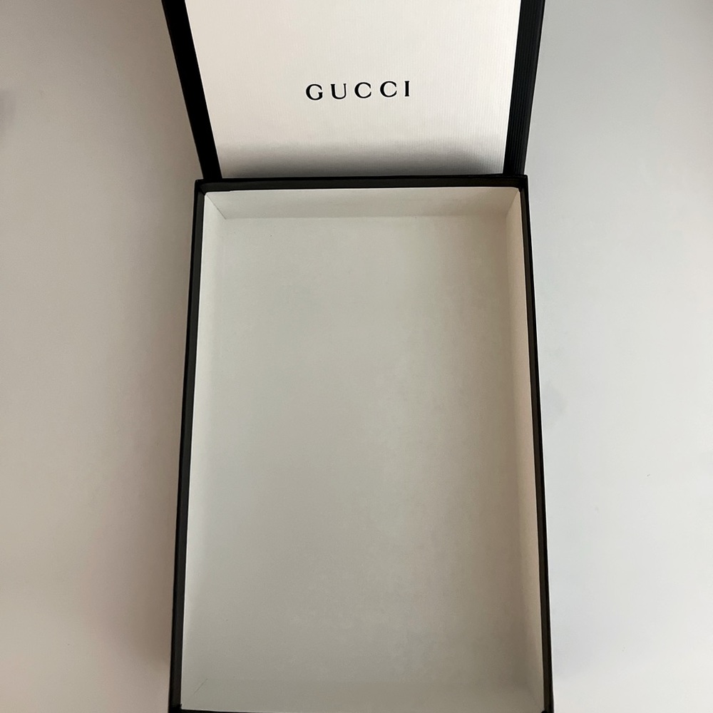 GUCCI
Calfskin Matelasse GG Marmont Belt Bag 75/30 Porcelain Rose - Picture 13 of 15